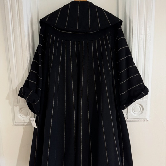 Vintage Donenfeld’s 1950’s Black Wool Coat with Metallic Stitching - Picture 2 of 3